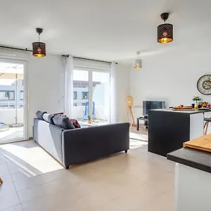 L17 Arenas 3 Balconies 5mins To The Sea Appartement